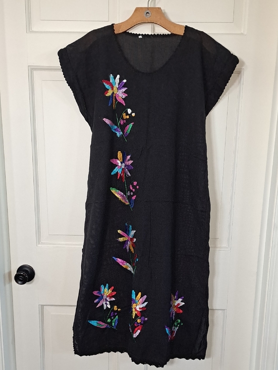 None Other - Embroidered Floral Blk Oversized Sheer Cotton Midi Cover Up Airy Beach Dress